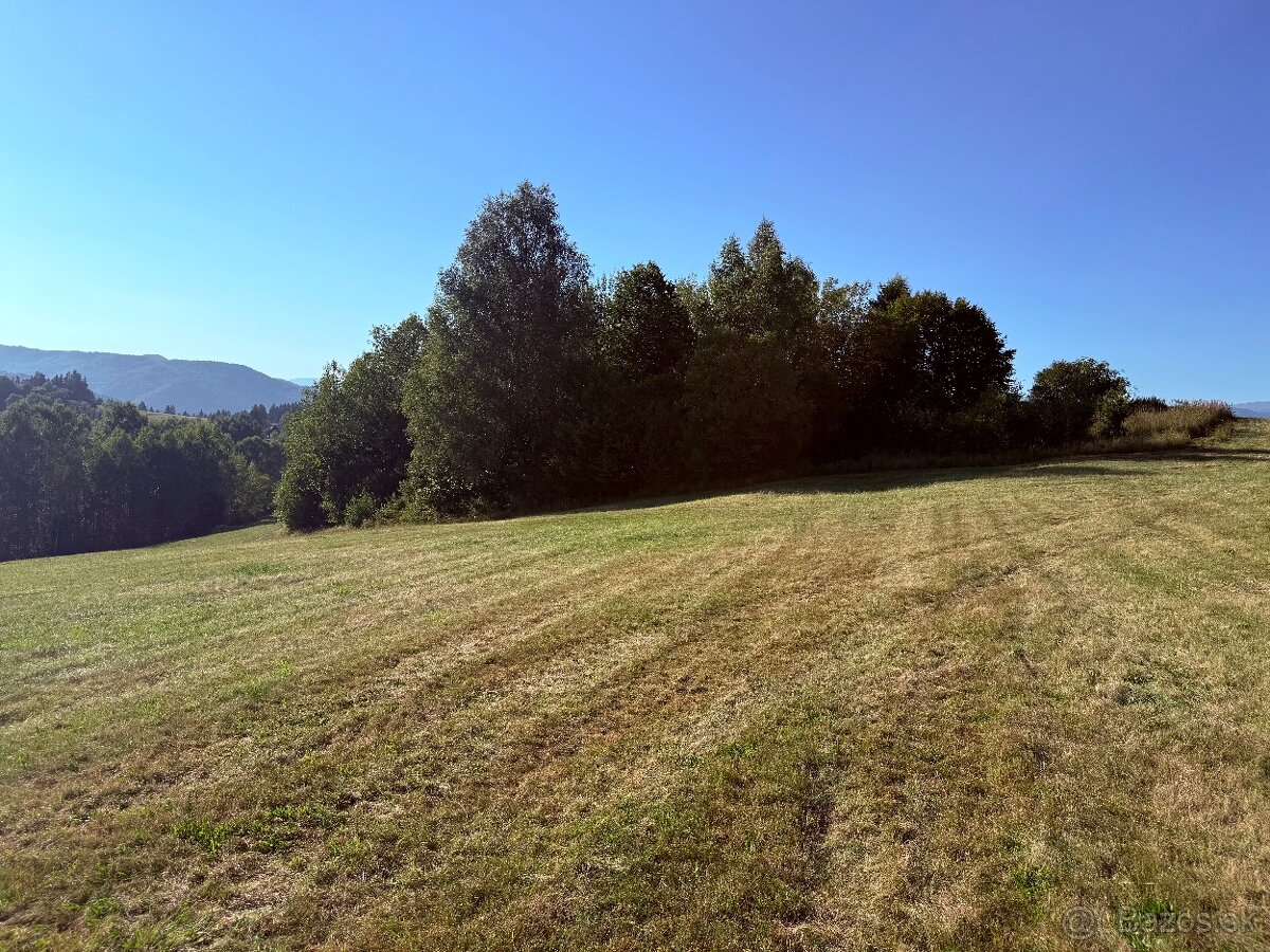 Rozľahlý pozemok s nádherným výhľadom - 8