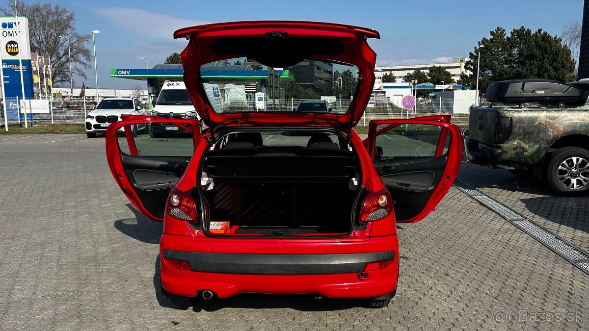 Peugeot 206 1.4i Pohoda - 8