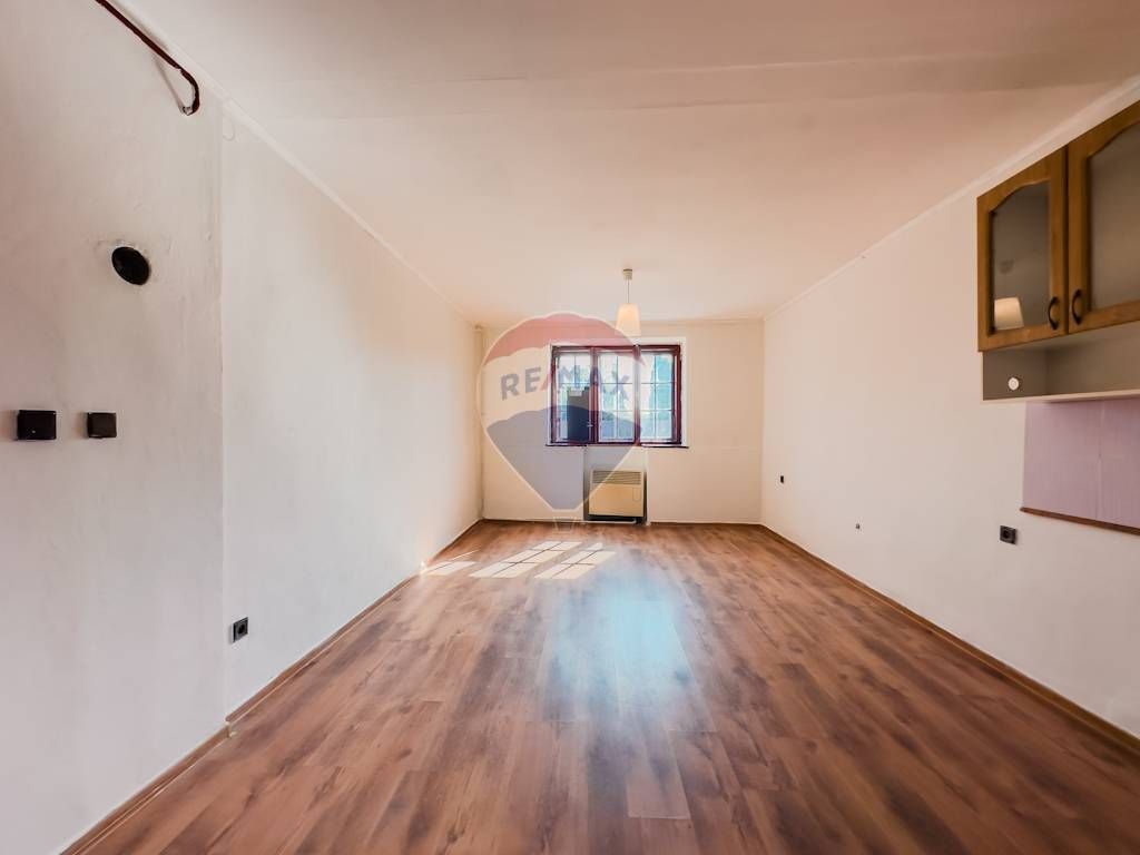 ZNÍŽENÁ CENA Prízemný rodinný dom s 3 izbami | Vajanského - 8