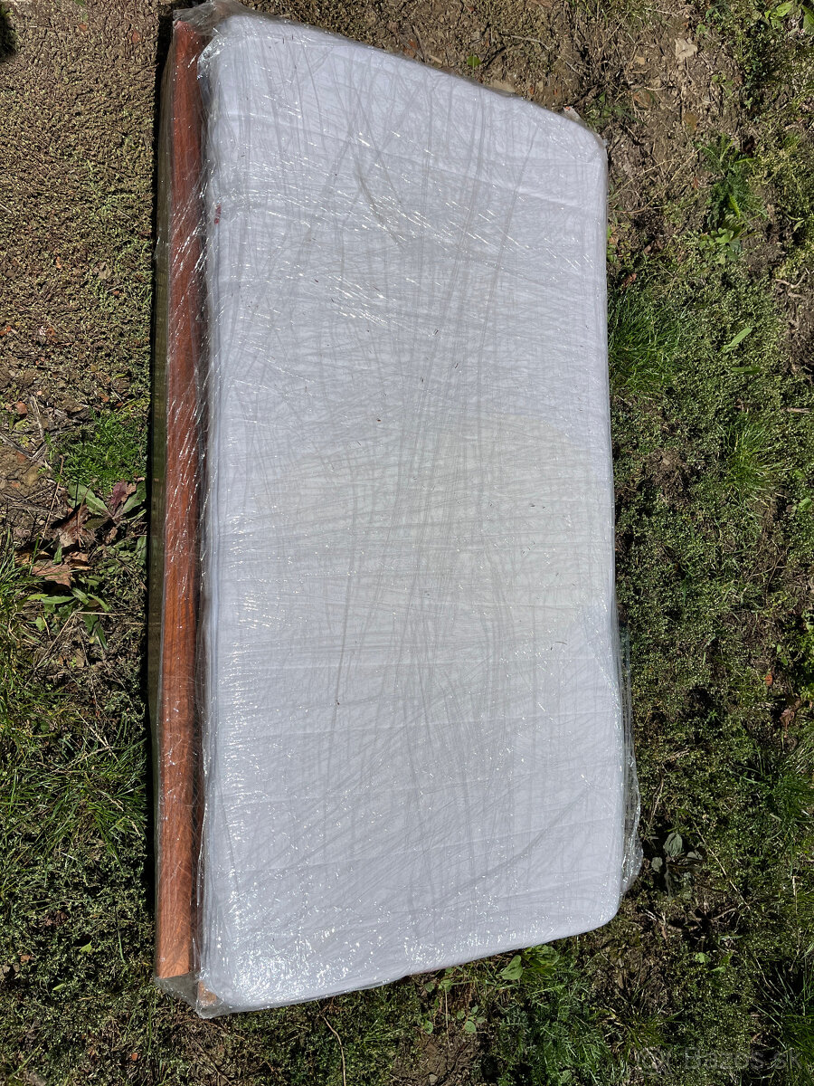 Predám detská postielka s matracom 115x55 cm - 8