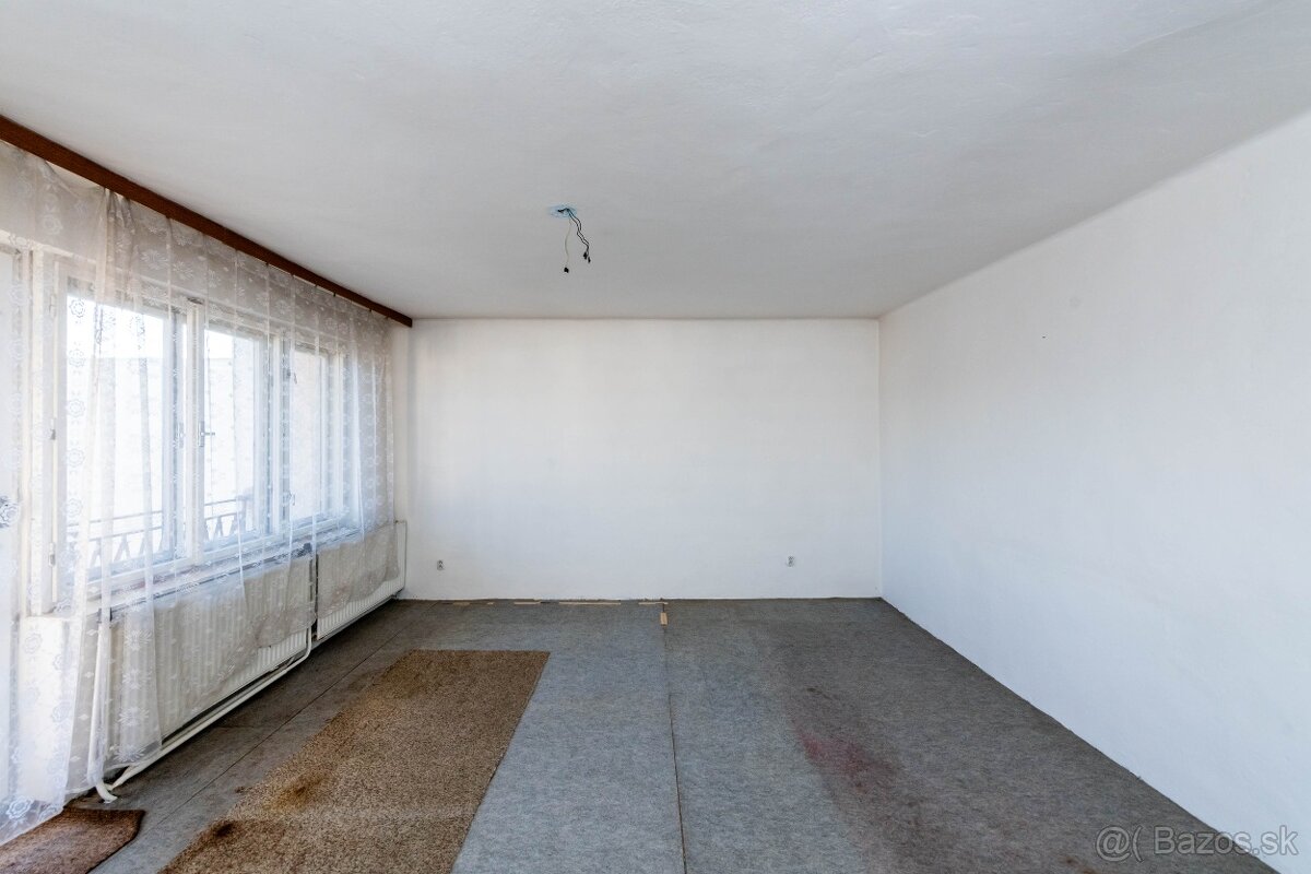 Ponúkame na predaj rodinný dom v Humennom - 8