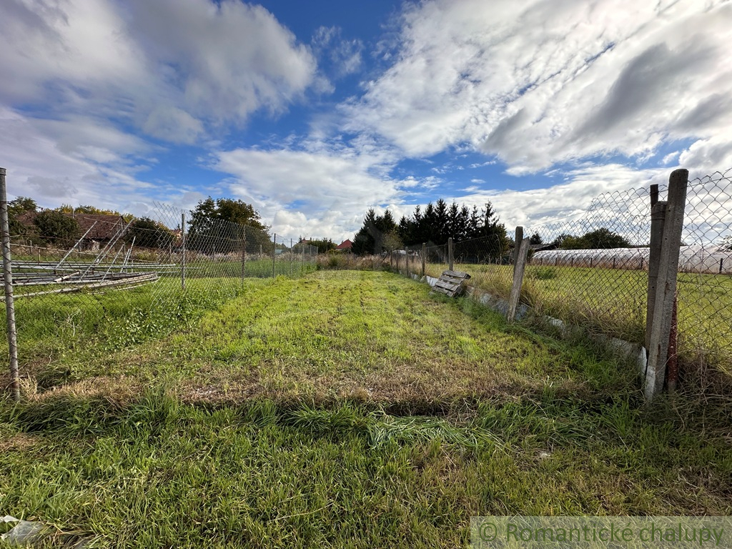 Znížená cena Krásny priestranný takmer 10 á pozemok v kúp - 8