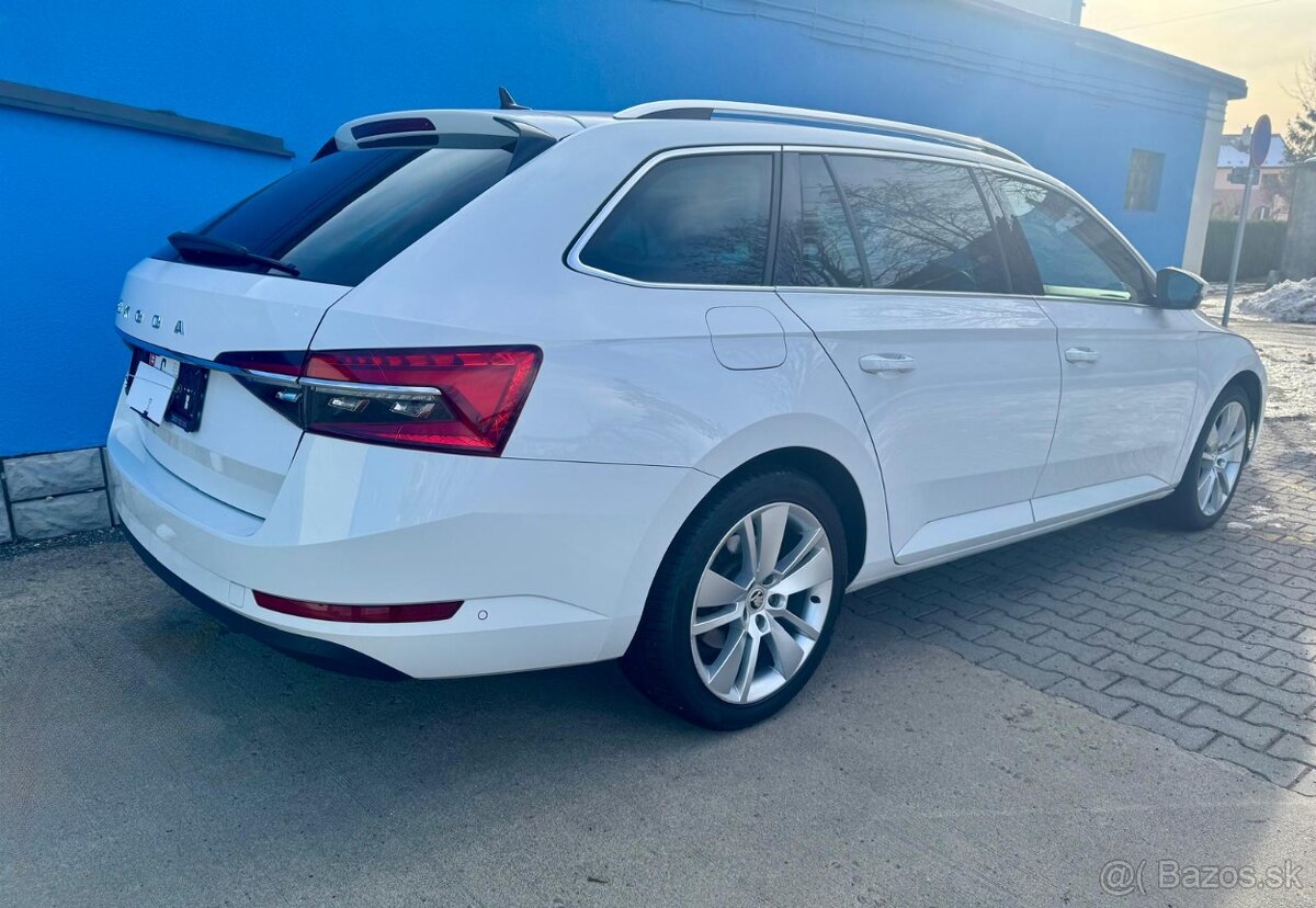 Škoda Superb Combi 2.0 TDI DSG • ACC • Matrix • Model 2022 - 8