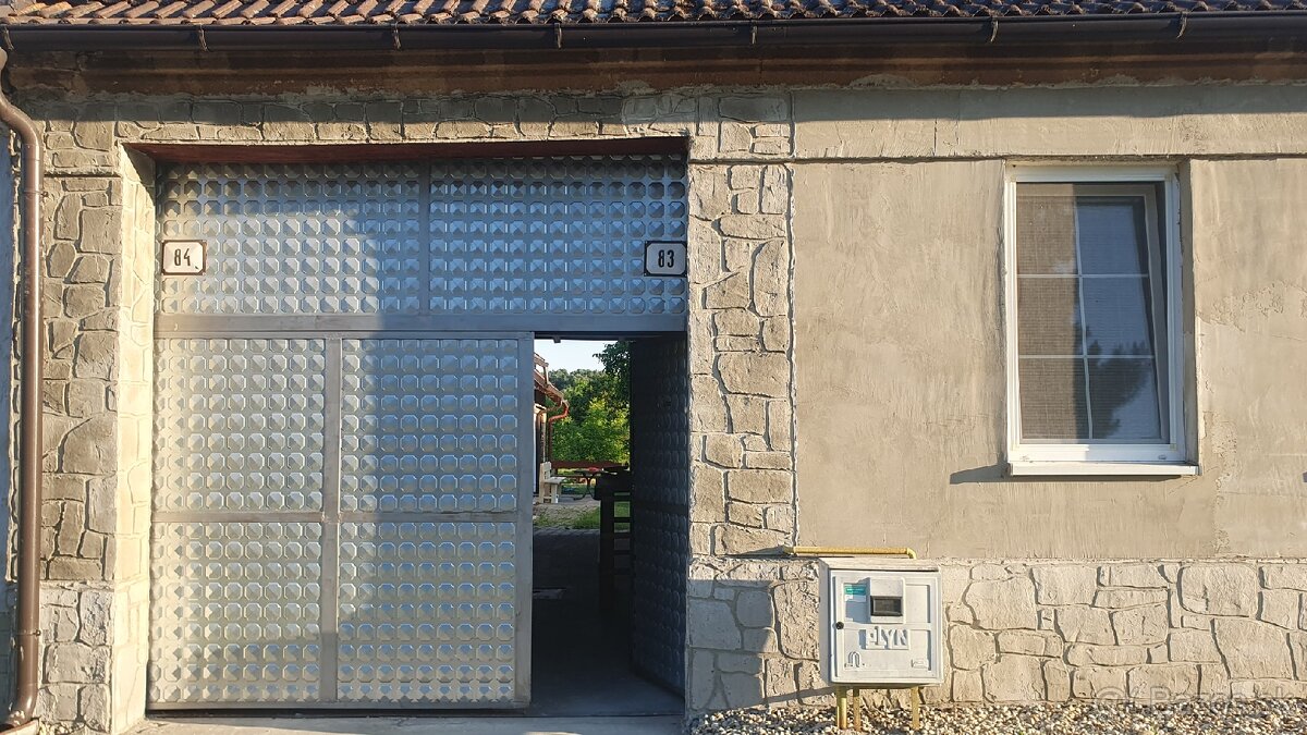 Omietky umely kamen - 8