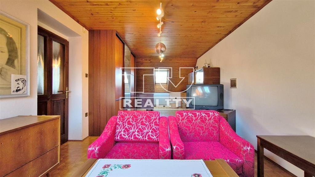 Rodinný dom vhodný na relaxáciu či prenájom - 8