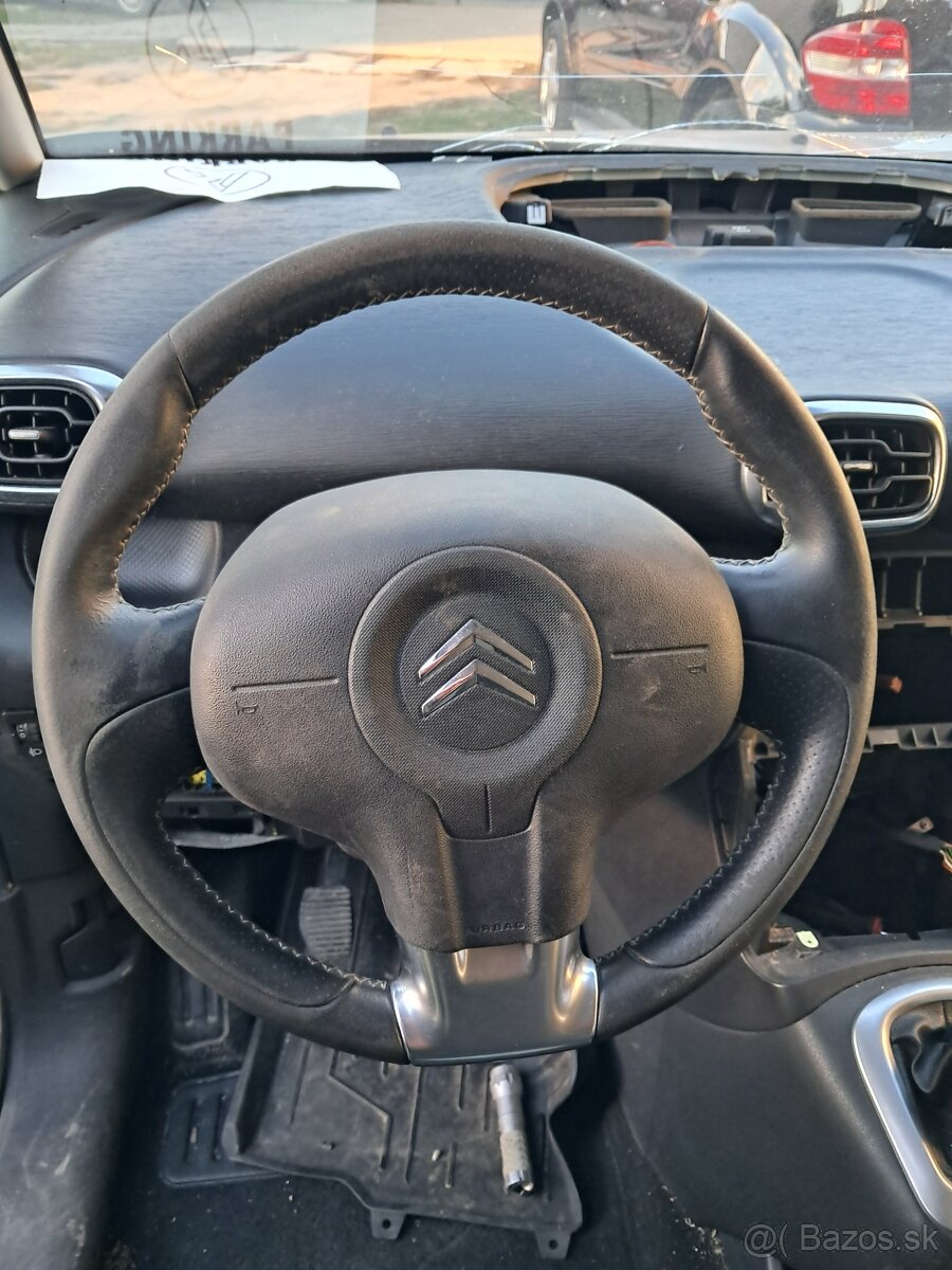 Predám diely citroen c3 picasso 1.4vti 70kw - 8