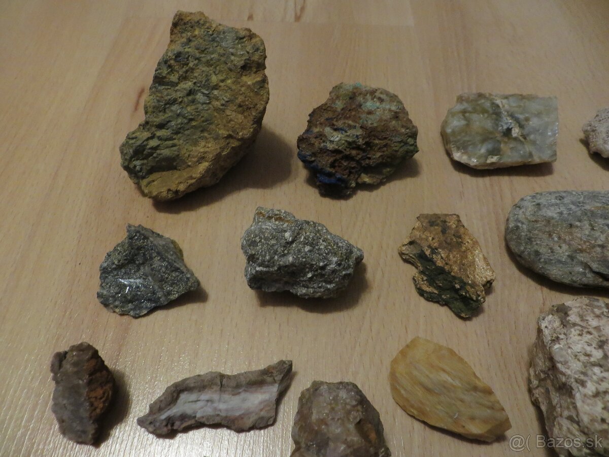 Rôzne minerály zo Slovenska - 8