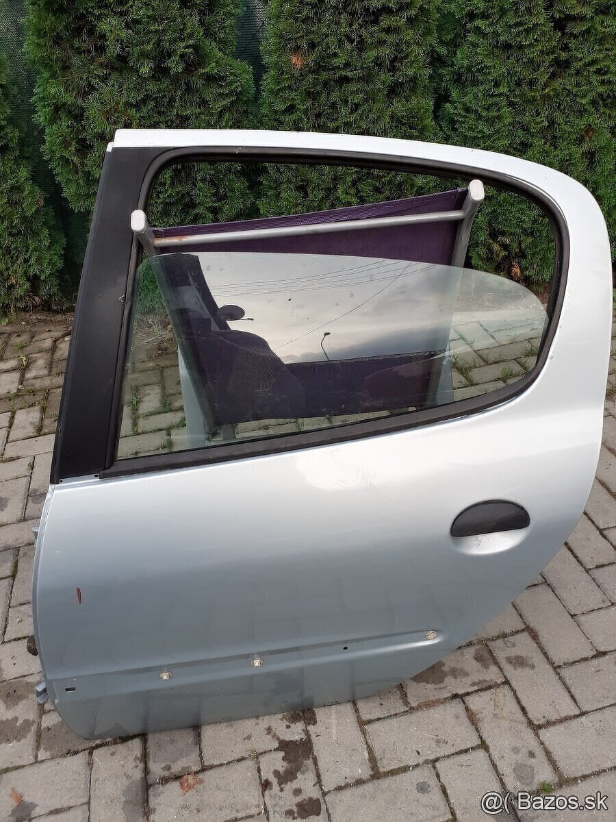 Predam zadne soferove dvere na peugeot 206 - 8