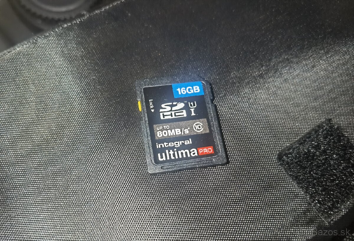 Canon EOS 2000D + EF-S 18–55mm + príslušenstvo - 8