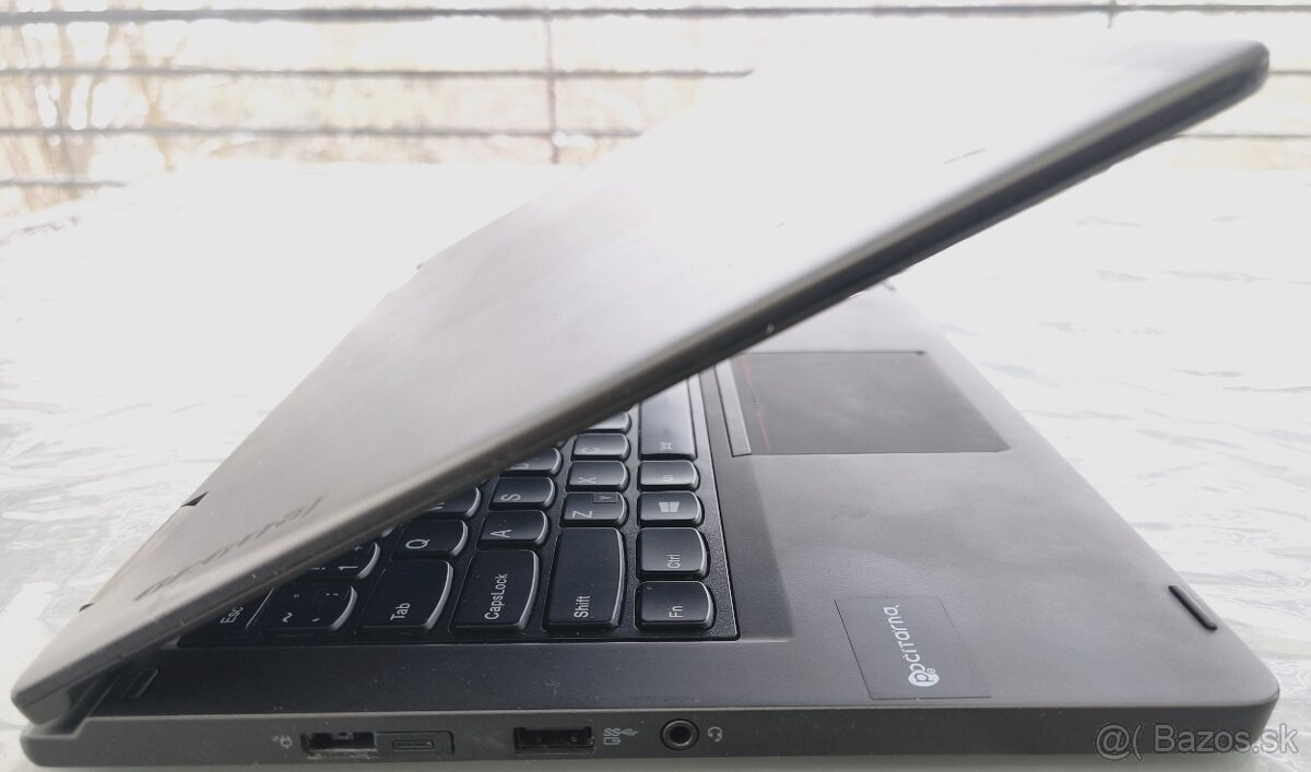 LENOVO THINKPAD YOGA – dotykový 2v1 notebook 360°, Intel i5 - 8