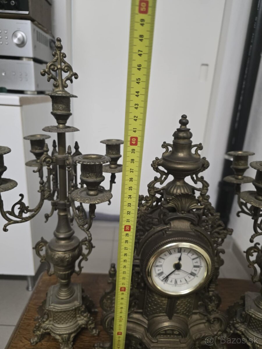 Krbove hodiny a svietniky na baterku nefunkčné. - 8