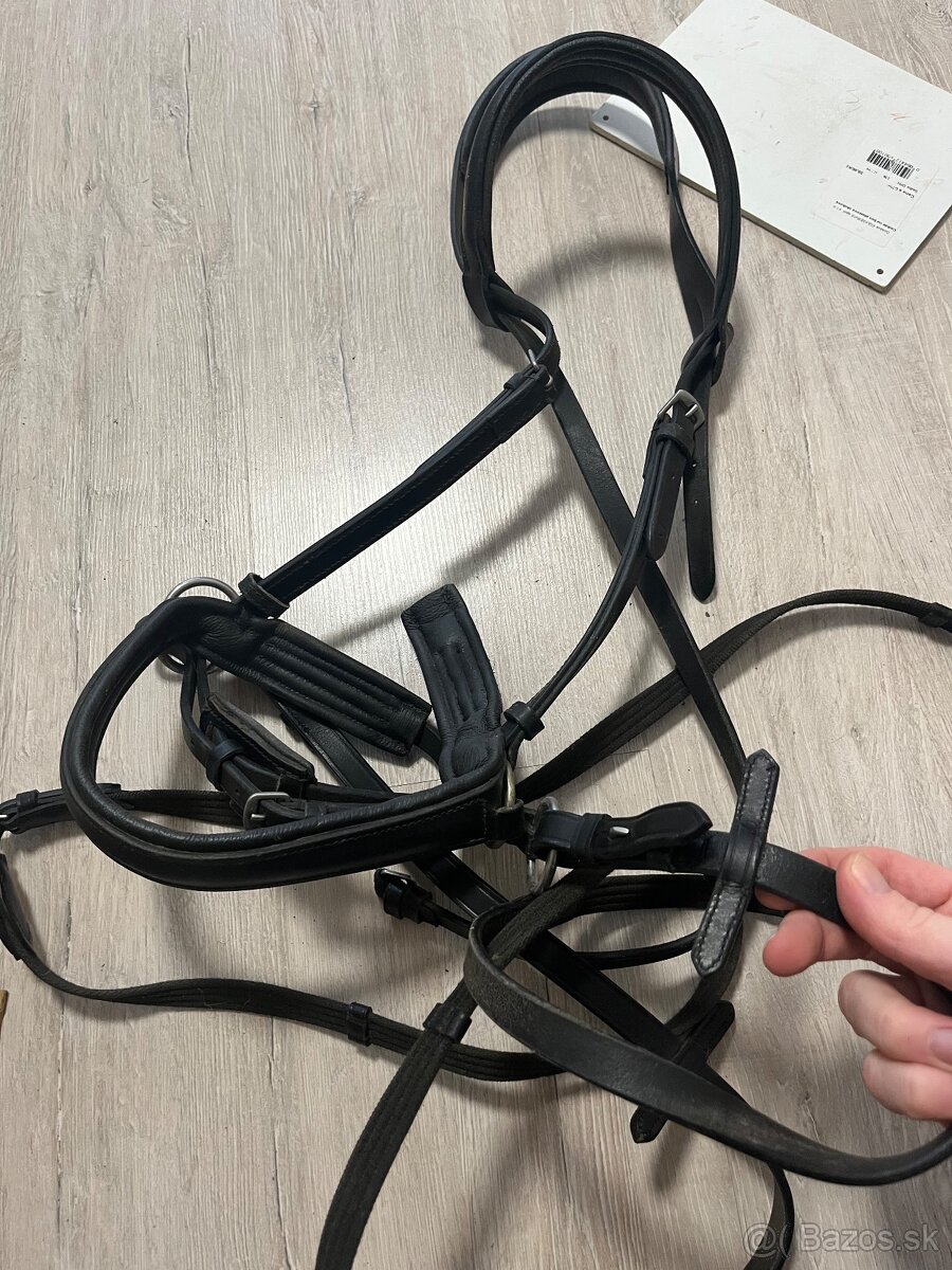 Mix veci uzdecky, gogue, podbrusnik, ohlavka - 8