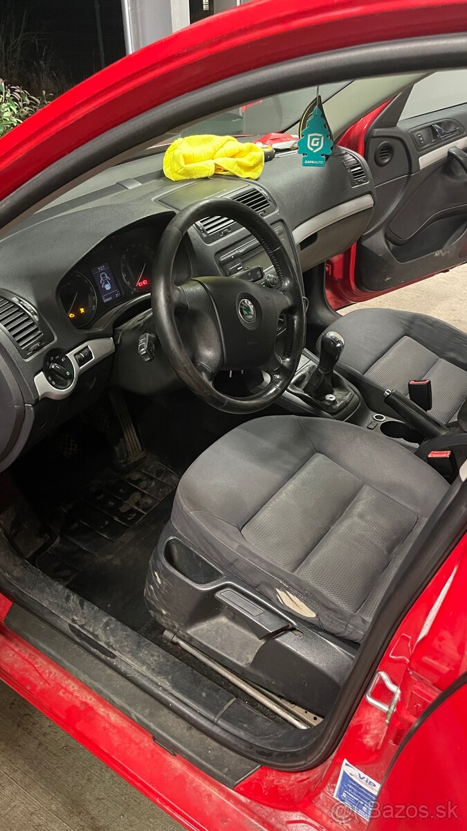 skoda octavia 2 1.9tdi 77kw 2005 - 8