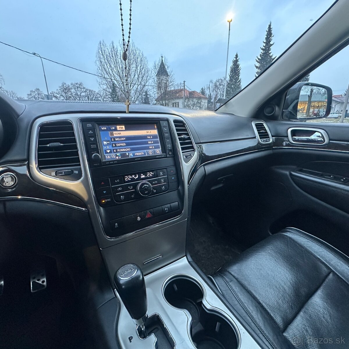 Predám Jeep Grand Cherokee WK2 3.0 CRD - 8