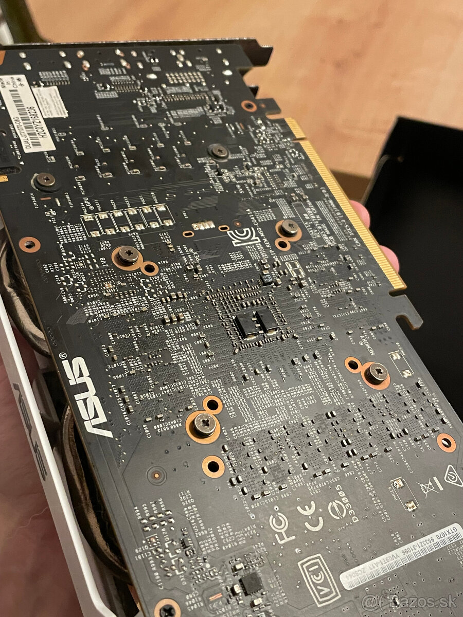 ASUS DUAL GEFORCE GTX 1070 8GB - 8