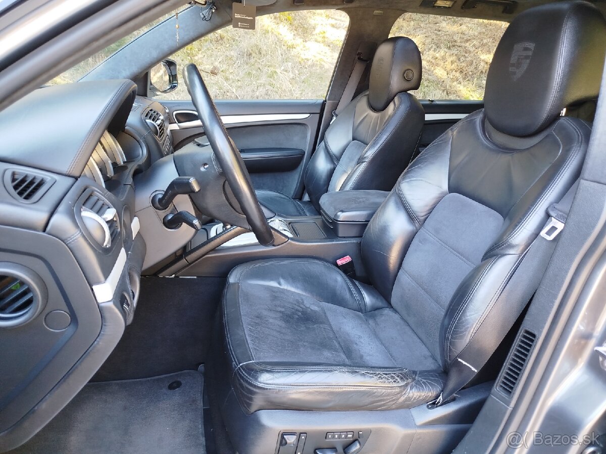 PORSCHE CAYENNE 957. 4,8. V8 4X4 - 8