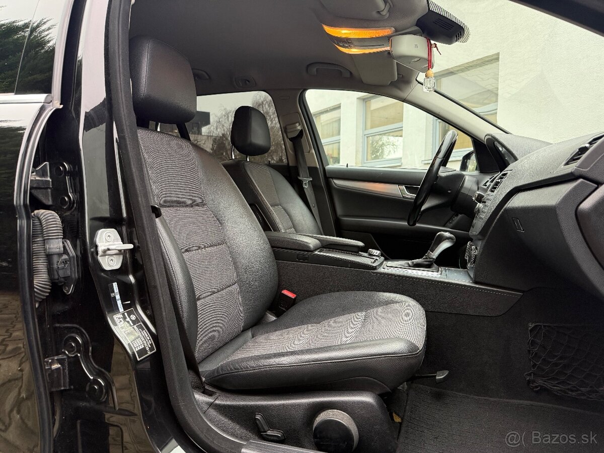 Mercedes-Benz C trieda Kombi C220 Avantgarde - 8