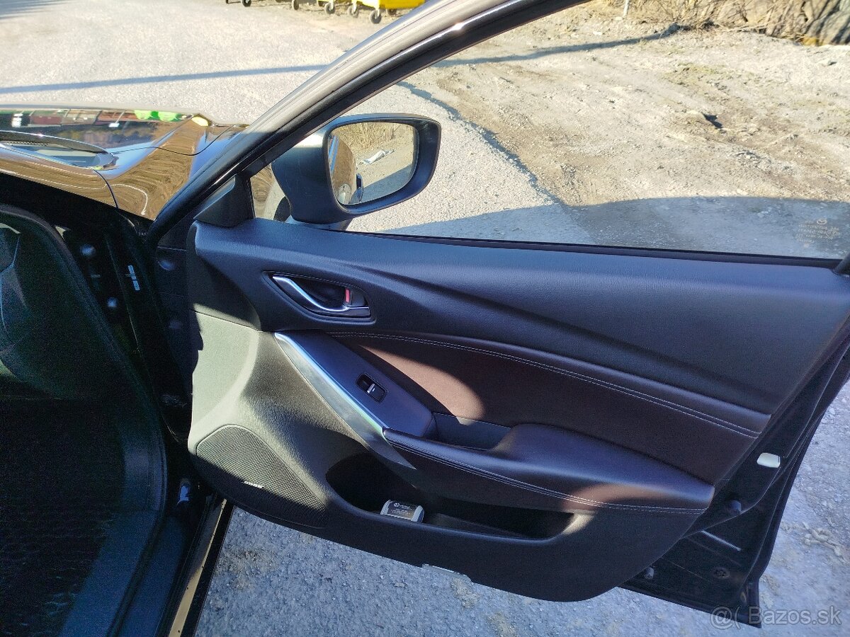Mazda 6 Vagon 4x4 - 8