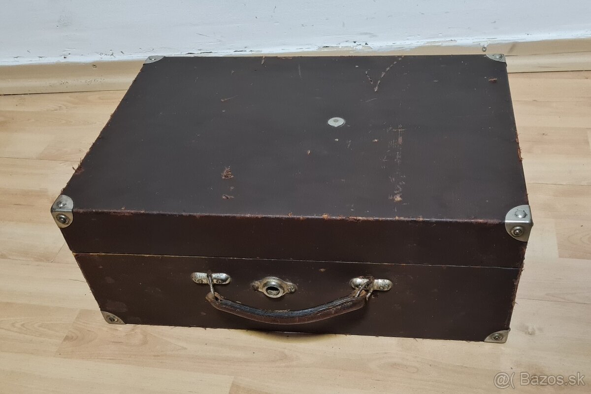 Starý kufríkový gramofón - Mars Pracision - 8