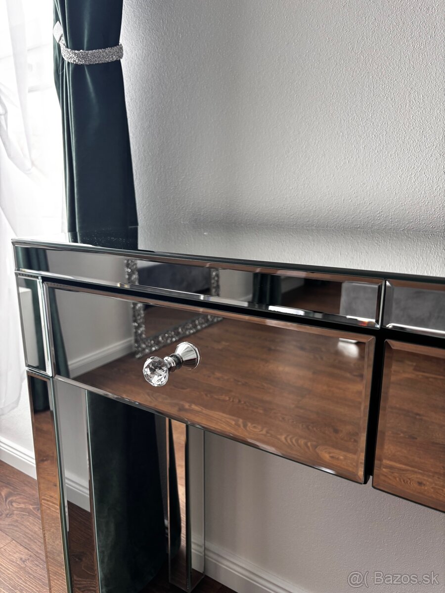 Zrkadlovy nabytok - 8