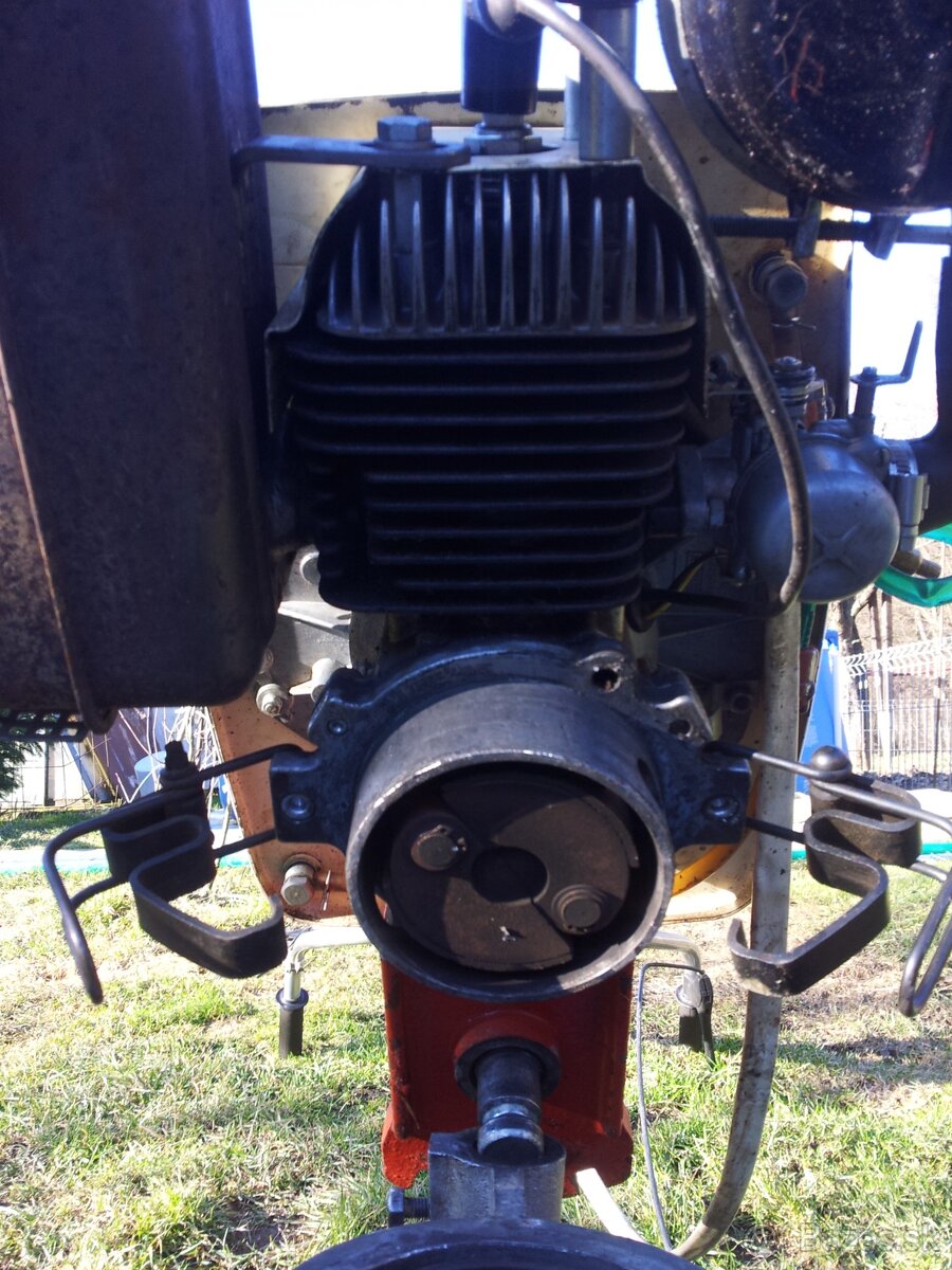 Bubnová kosačka Vari Lakr - 8