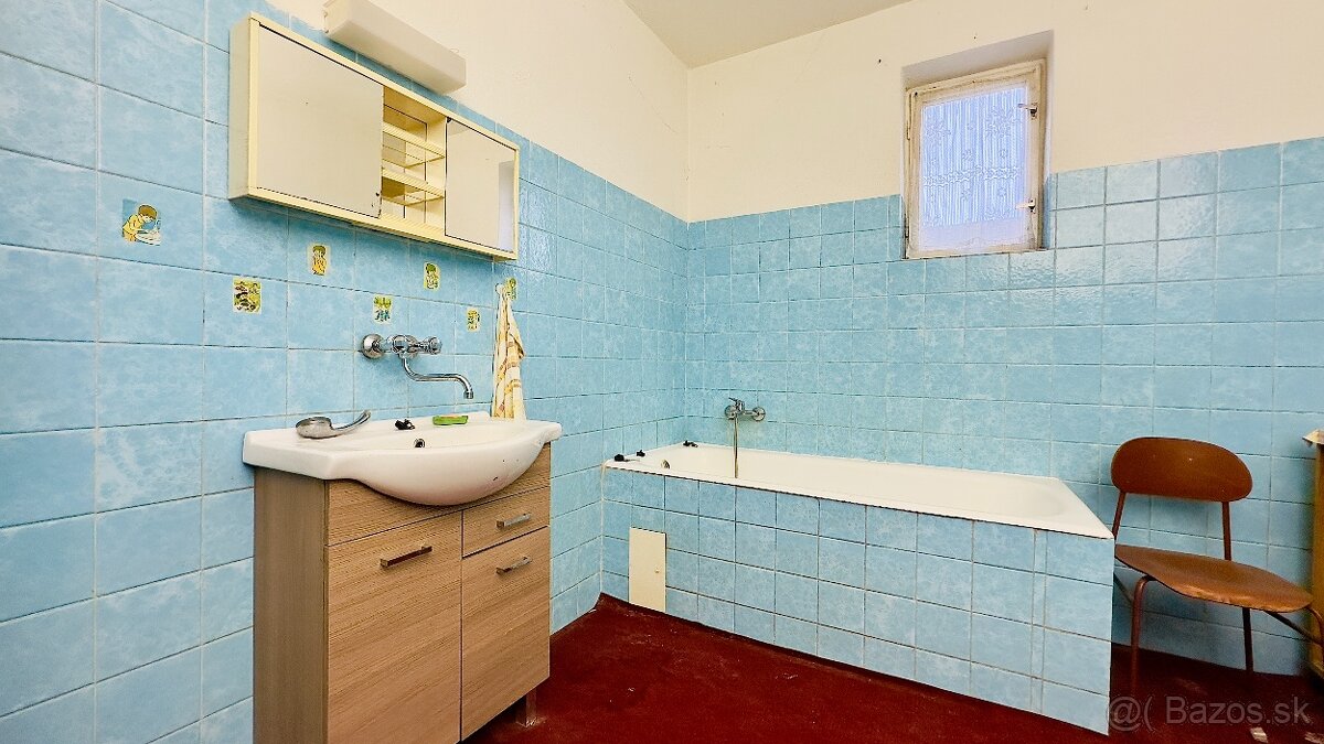 PREDANÝ Rodinný dom Vyšný Lanec - časť obce Perín - 8