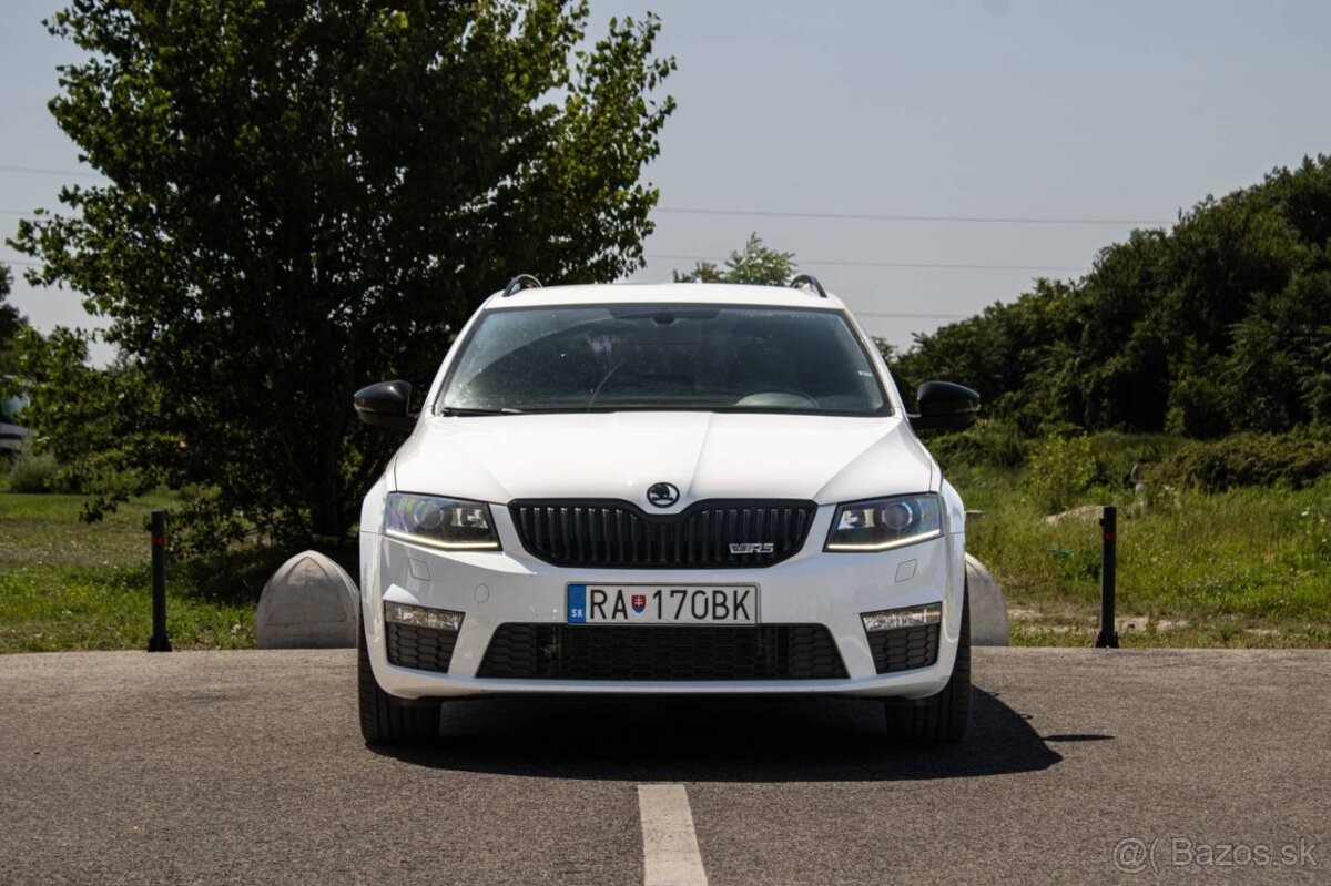 Škoda Octavia Combi 2.0 TFSI RS - 8