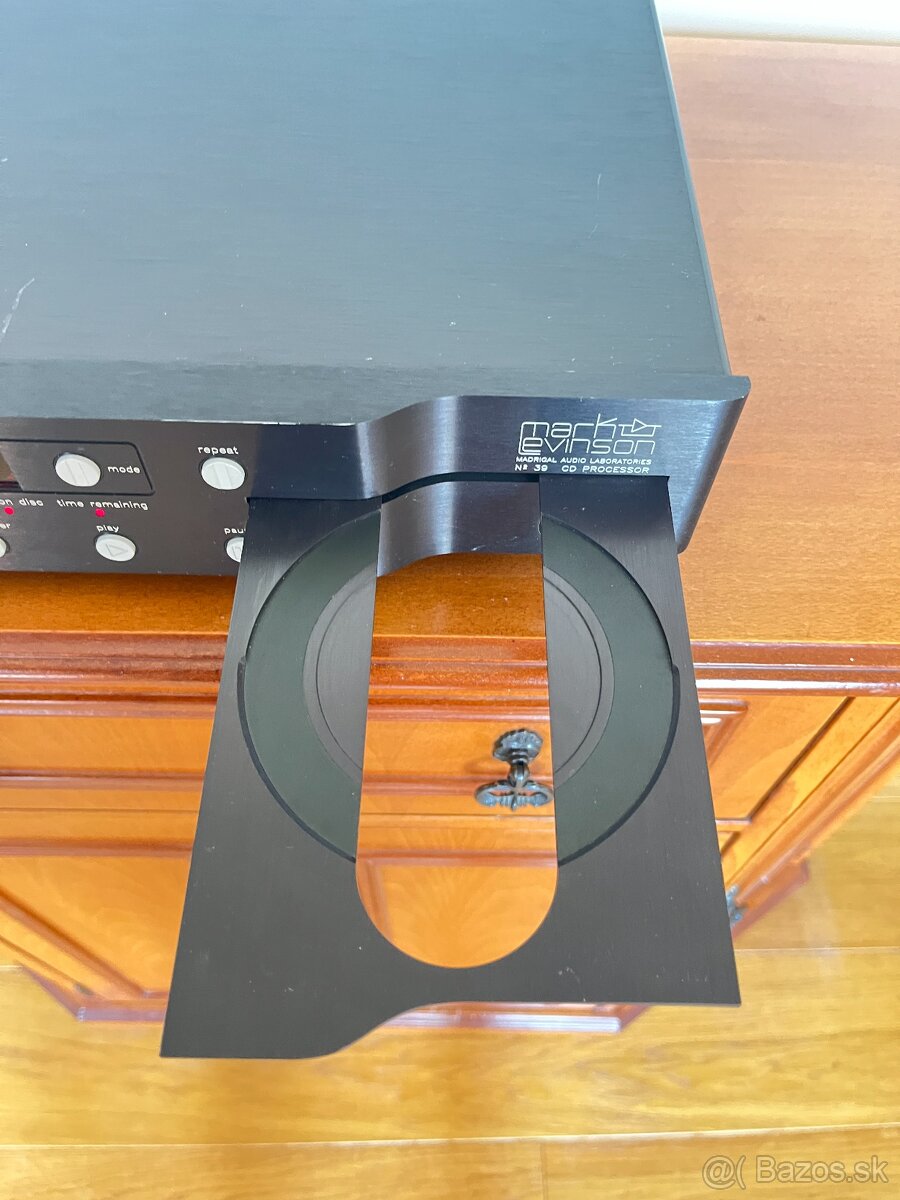 Predam CD prehravac Mark Levinson 39 - 8