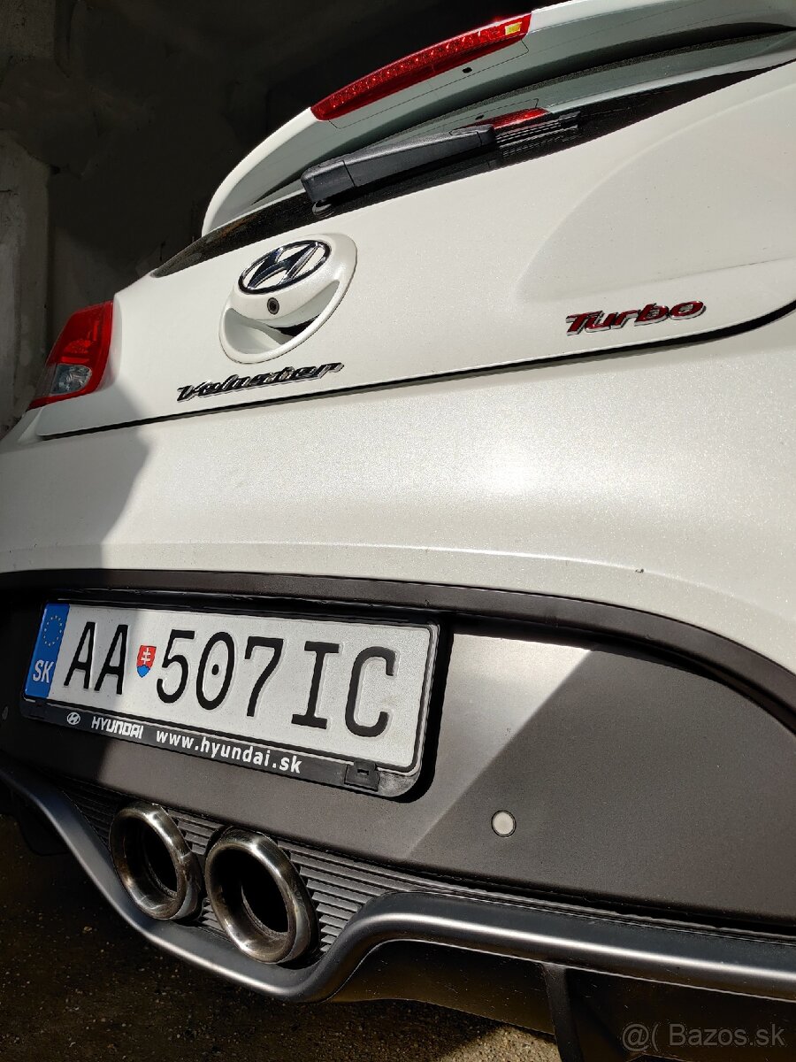 Hyundai Veloster Turbo - 8