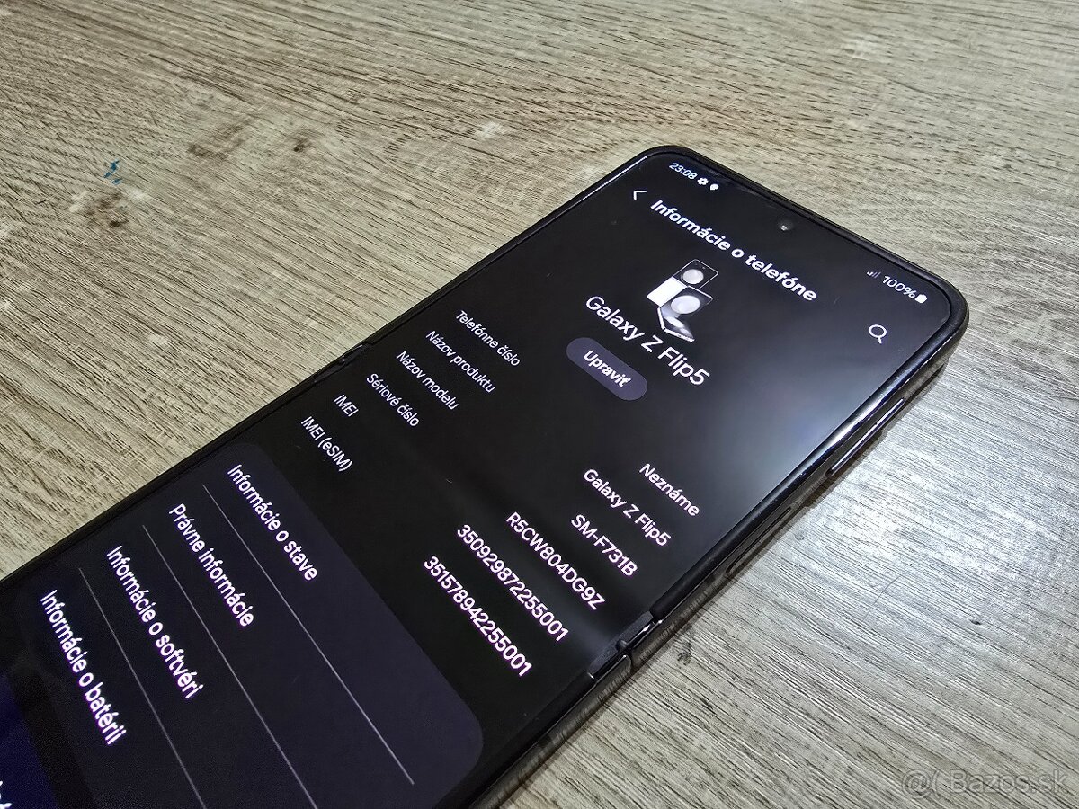 Samsung flip 5 256gb plnefunkcny ma len velmi jemne znamky p - 8