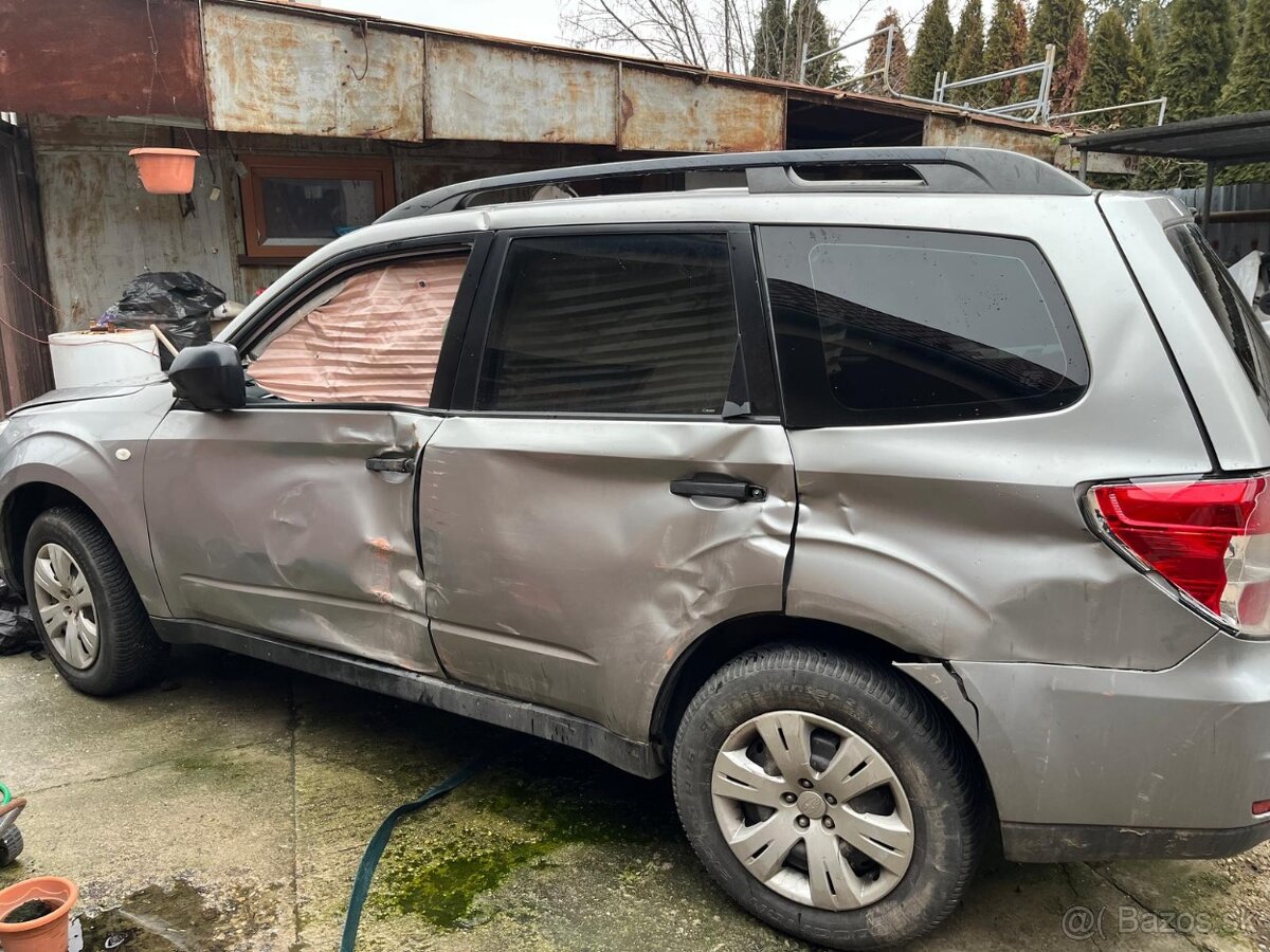 Subaru forester2. 0 benzin plus lpg, rozpredam, predam vcelk - 8