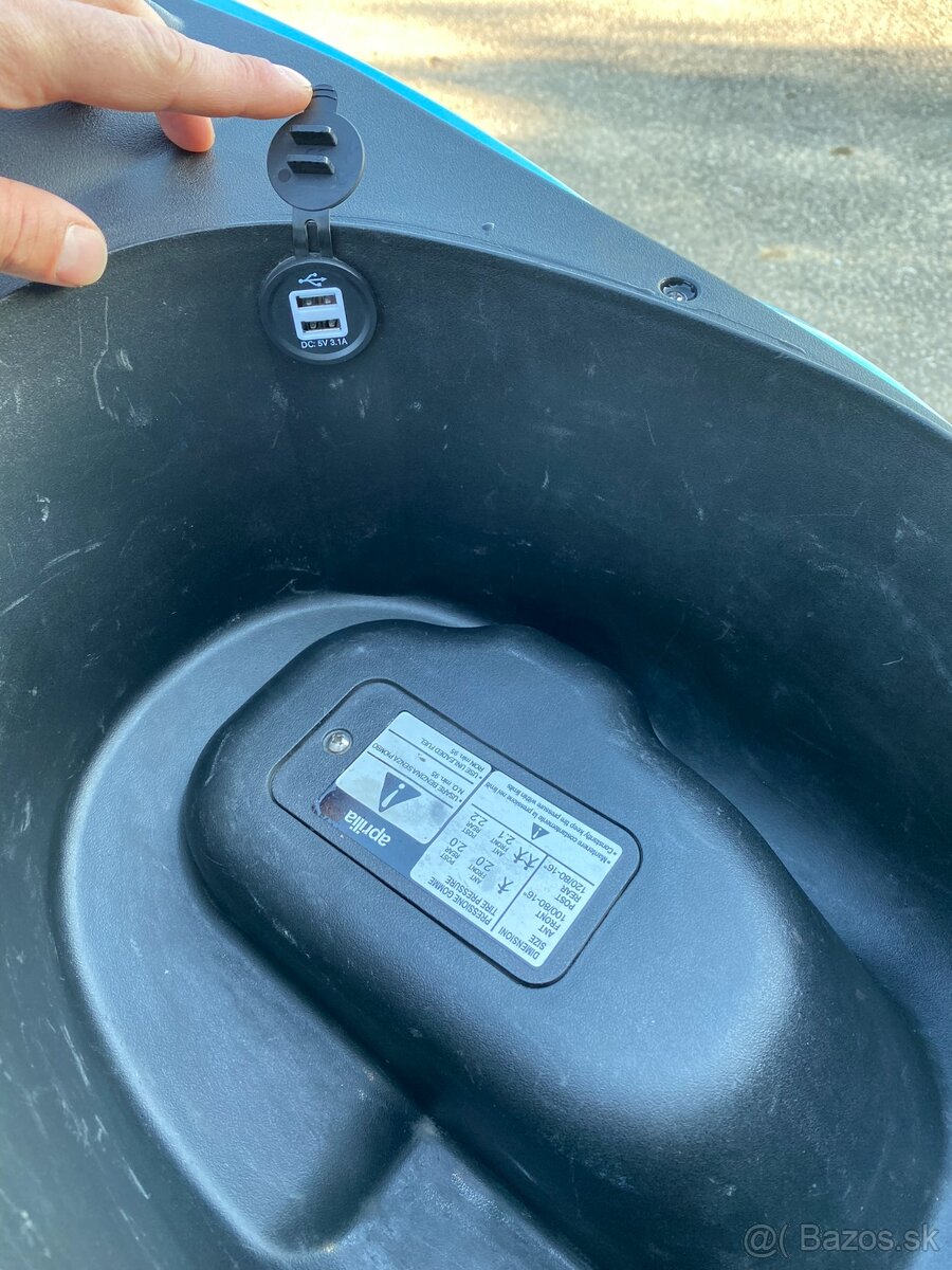 Aprilia Scarabeo 200 - 8