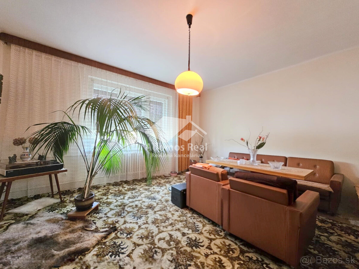 5-IZBOVÝ RODINNÝ DOM MICHALOVCE - 8