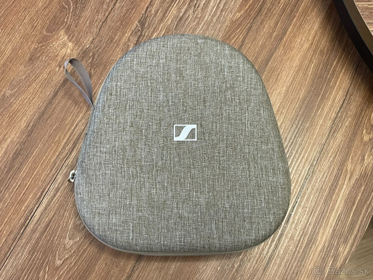 Sennheiser Momentum 4 - 8