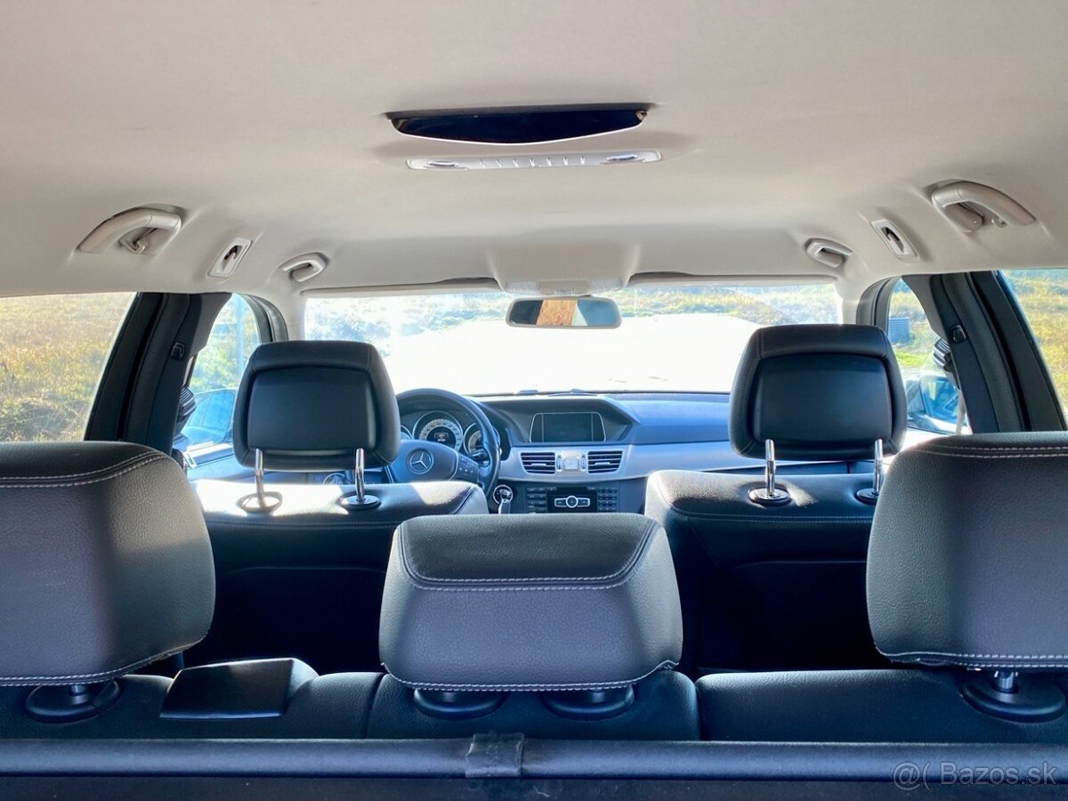 Mercedes Benz E200 - 8