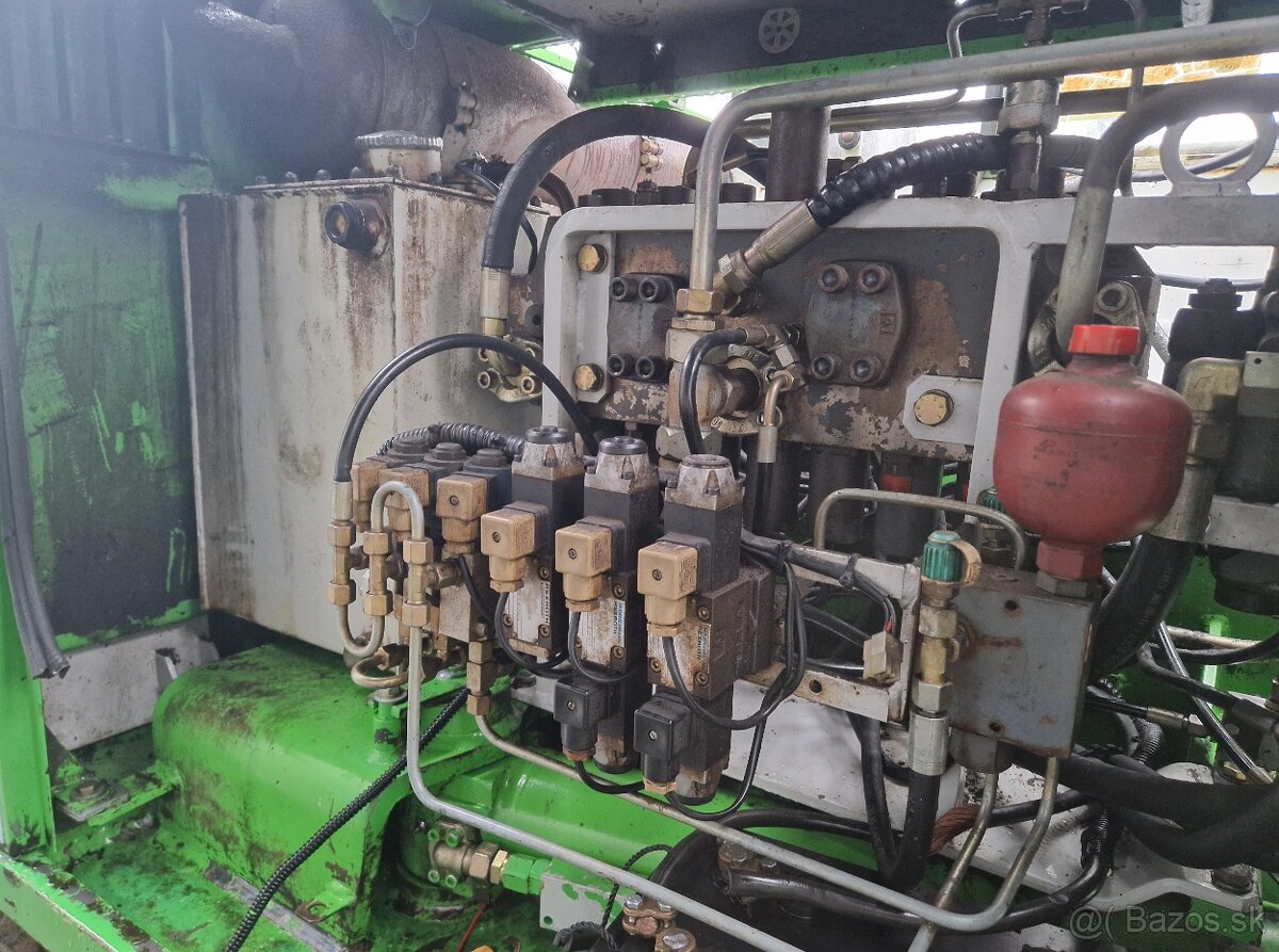 Kolesový bager O&K MH 2.10C 10t - 8