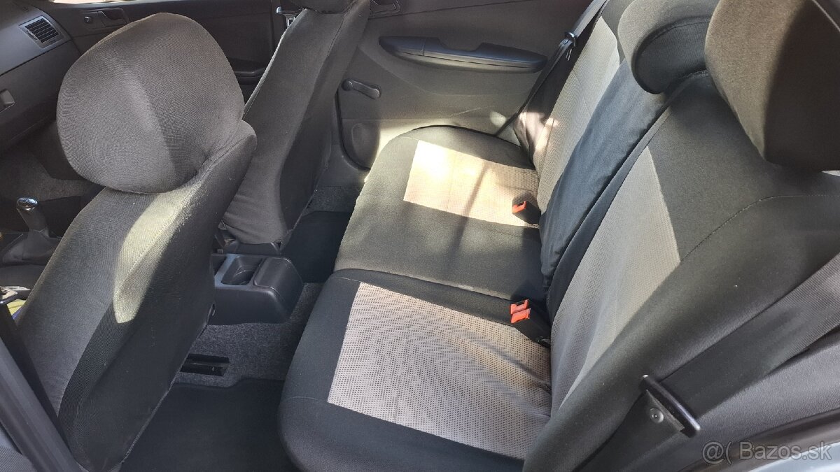 Škoda Fabia 1.2 - 8