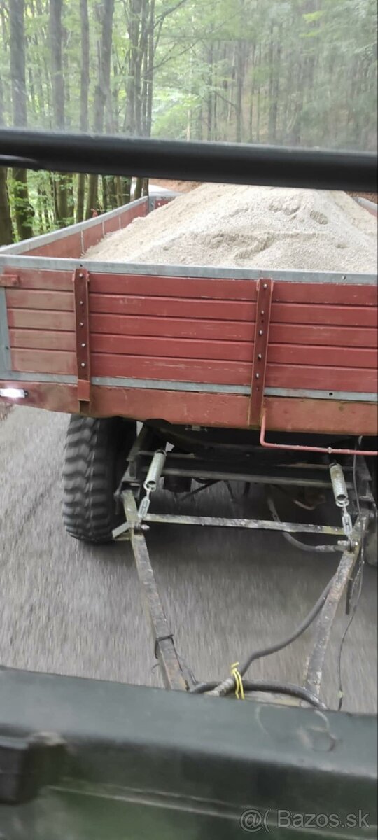 Vlečka za traktor - 8