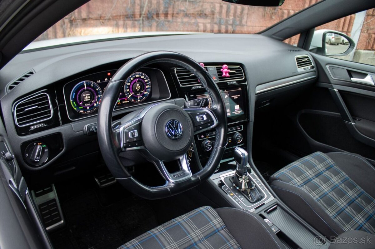 Volkswagen Golf GTE 1.4TSI Hybrid - 8