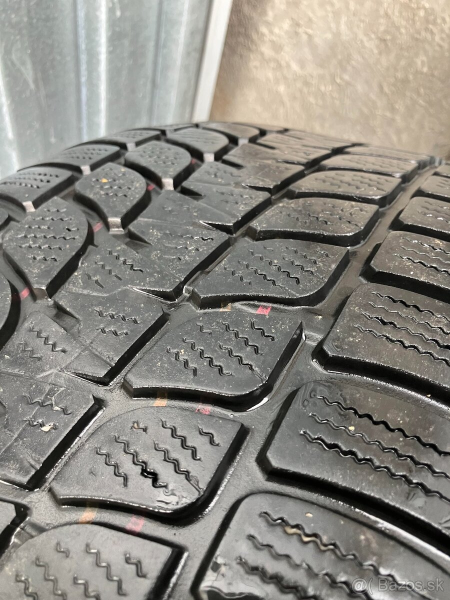 Zimne pneu Bridgestone na diskoch BMW - 8