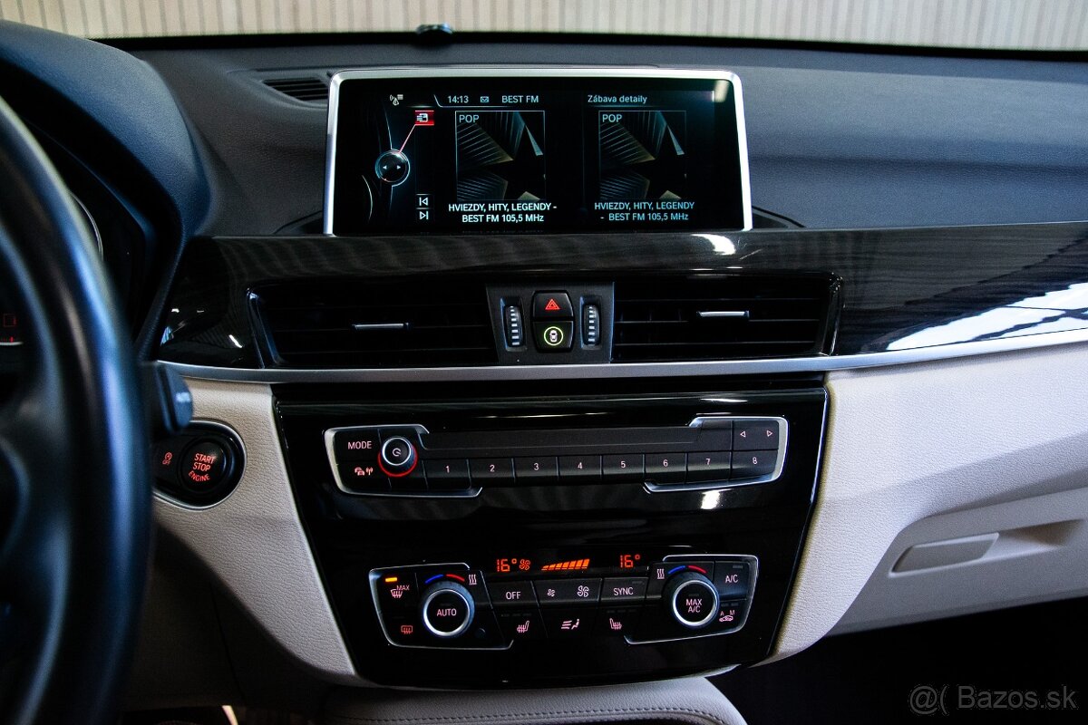 BMW X1 xDrive 20i A/T - 8