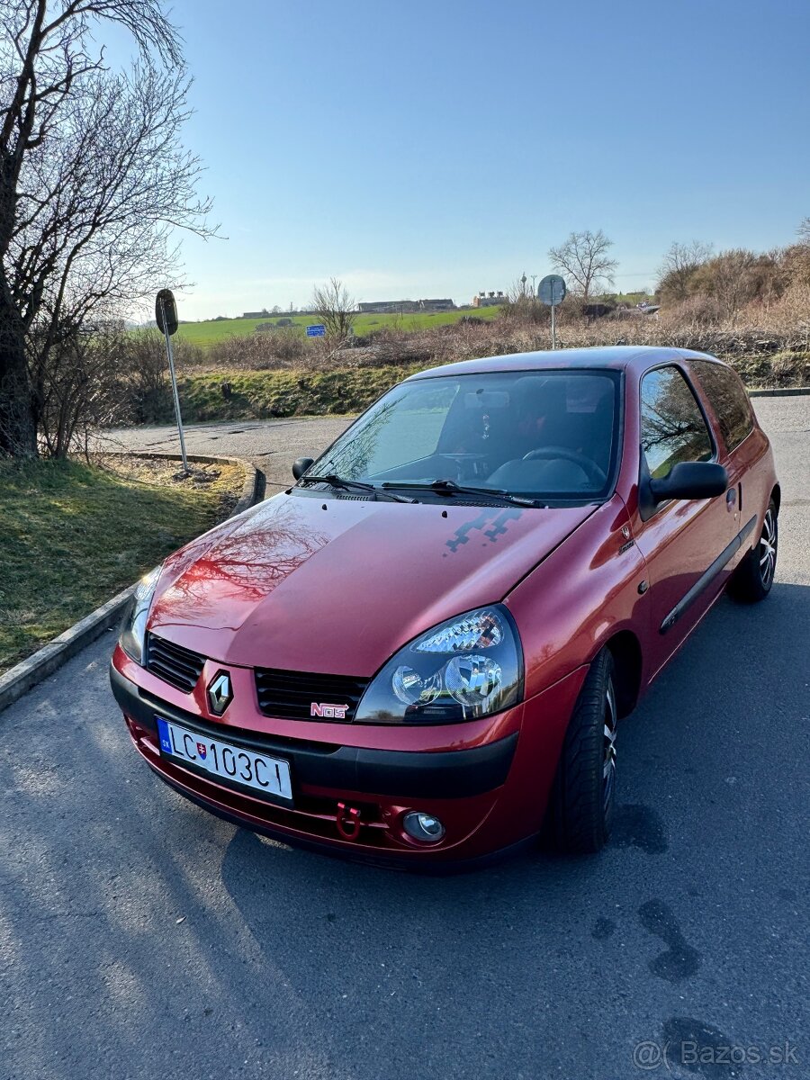 Renault clio 2 - 8