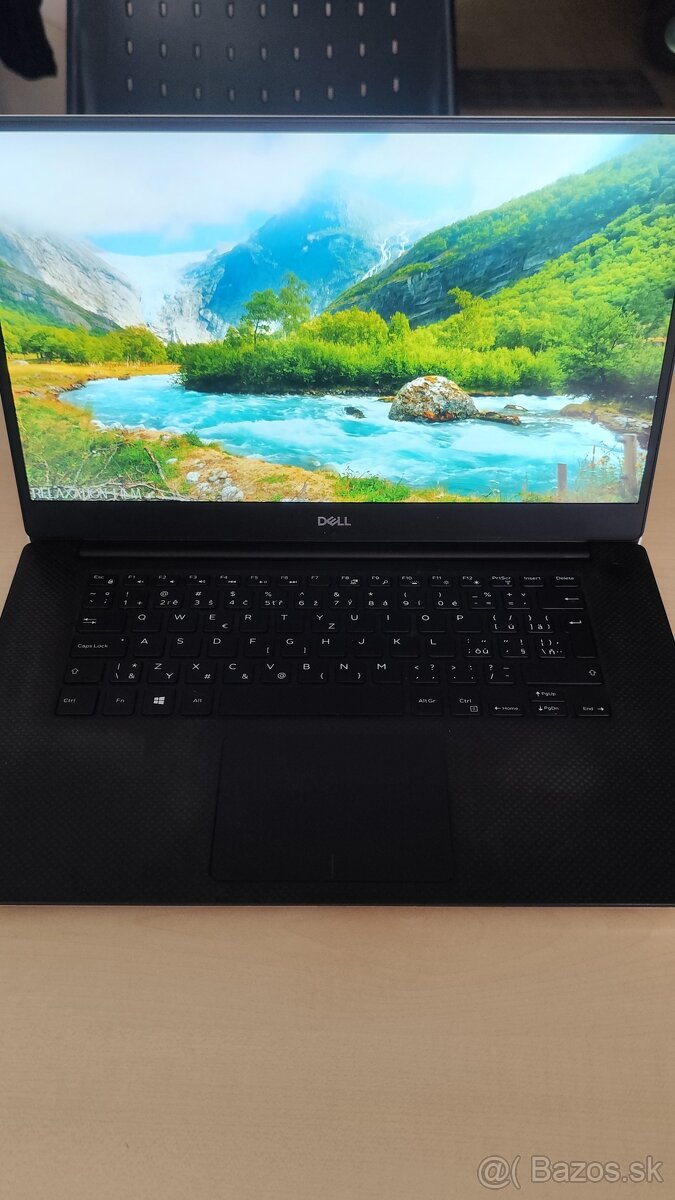 Dell XPS 15 9570 32GB ram - 8