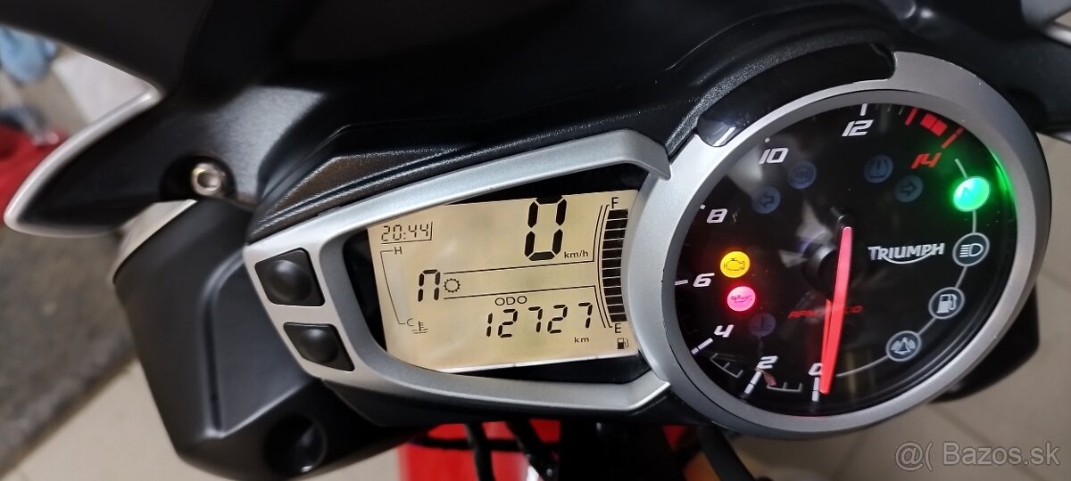 Triumph Street Triple 675 s quickshifterom a Racefit výfukom - 8