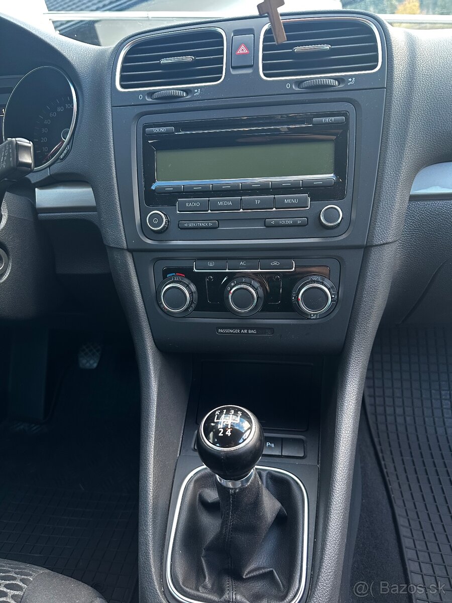 PREDÁM AUTO ZNAČKY VOLKSWAGEN GOLF - 8