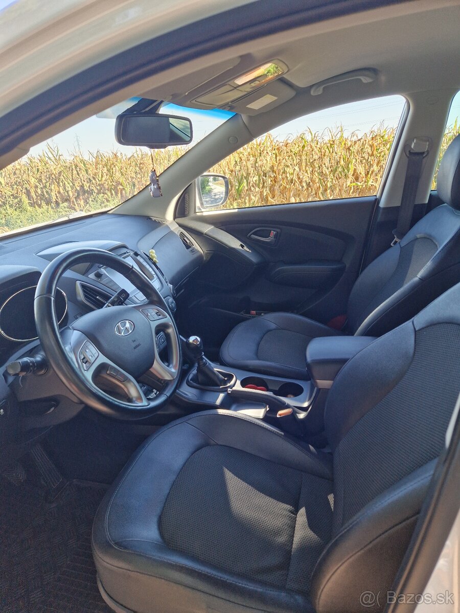 Predám Hyundai IX35 - 8