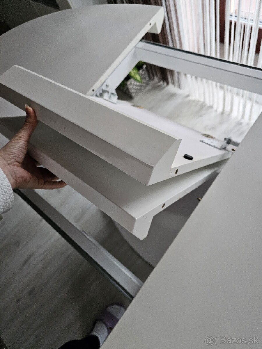 Jedálenský stôl - 8