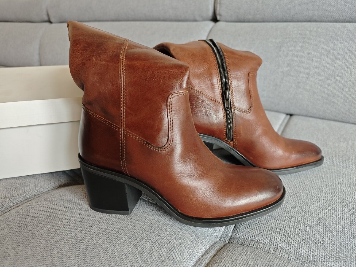 Nové kožené čižmy Baťa, 38 - 8