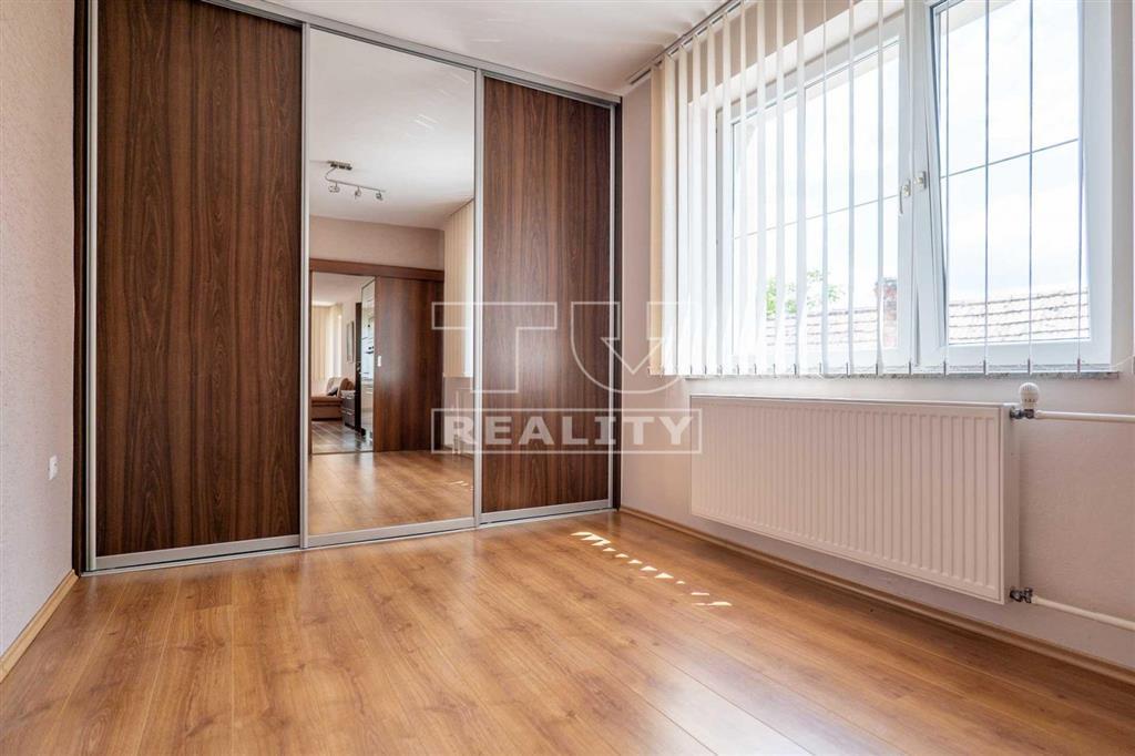 REZERVOVANÉ - HORÚCA PONUKA - Rodinný dom v Trnovom len... - 8