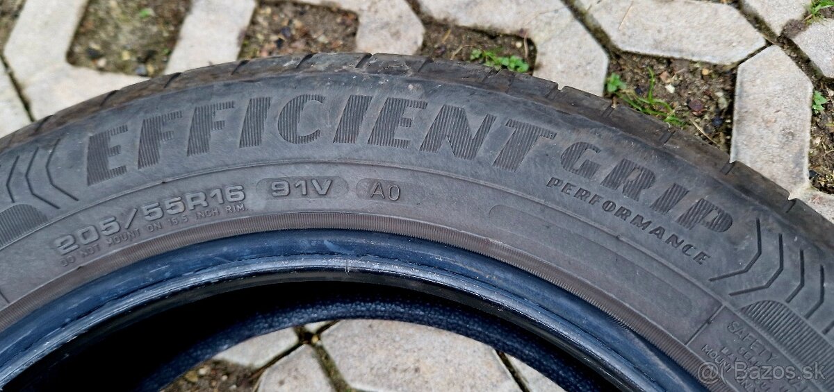 205/55r16 Goodyear Efficient Grip - 8